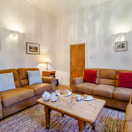 3 Bed In Village Llh21 Holiday home *