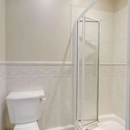 3 Bed In Village Llh21 בית נופש הוקסהד
